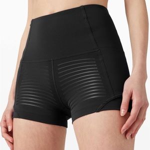 NEW Lululemon Rogue Renegade HR Shorts 2.5”